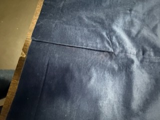 Colour loss in and handling of velvet